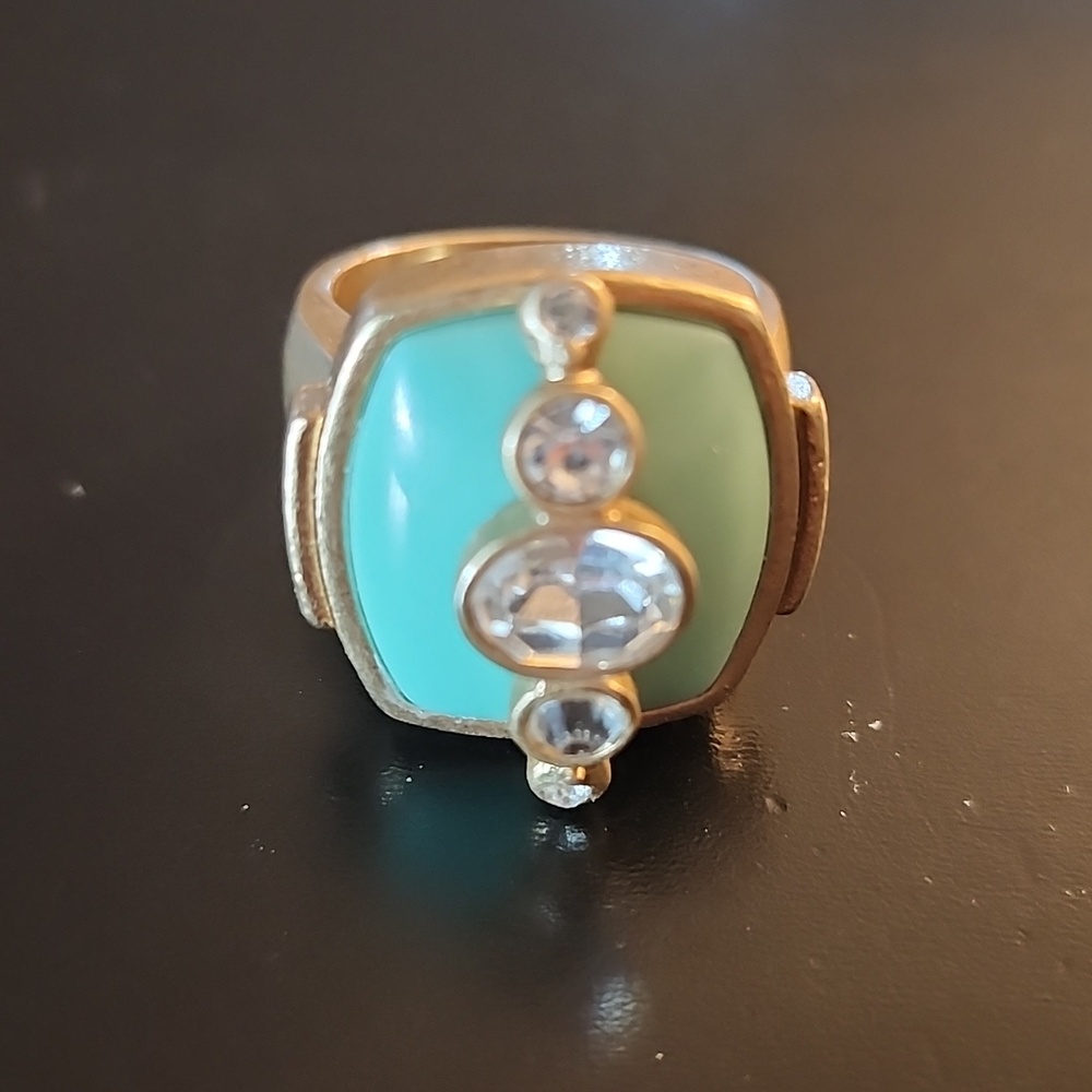 Bold Gold Cocktail/Statement Ring - image 2